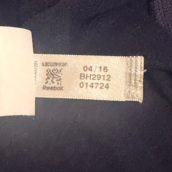 Reebok Dark Blue Zip Up Hoodie With Inner Fleece - Picture 8 of 11